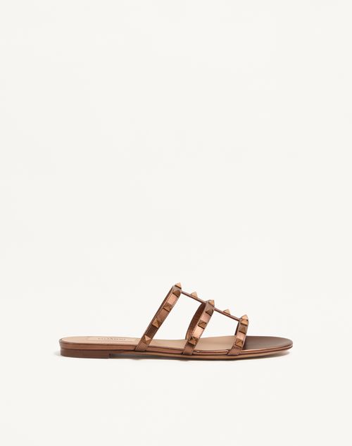 Valentino Garavani - Rockstud Flat Metallic Nappa Slide Sandal - Bronze - Woman - Sandals